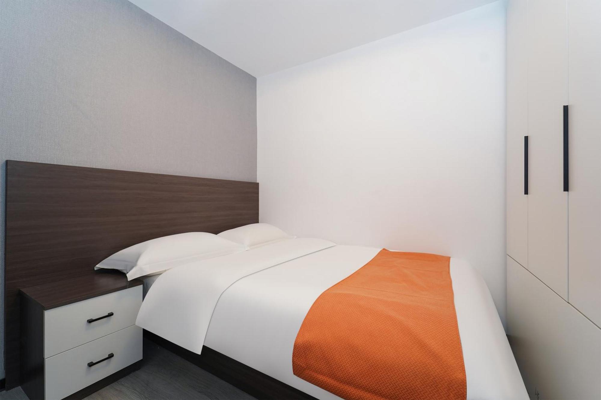 Banyueli Hotel 2*